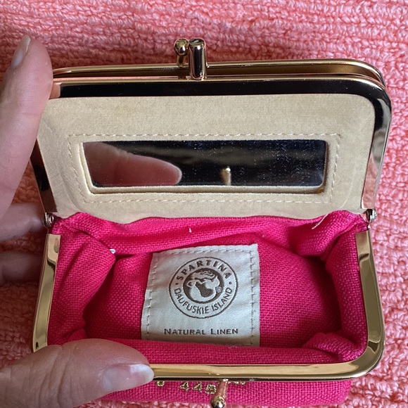 Pink Bee Manicure Case by Spartina 449 - Picture 5 of 5